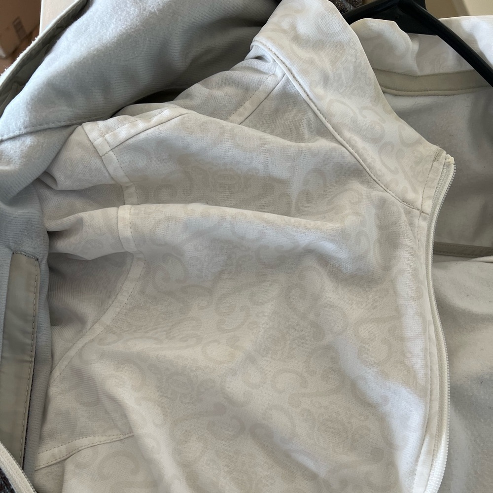 686 Jacket - Picture 4 of 7